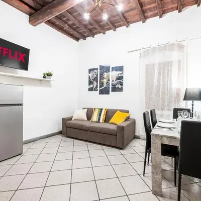 The Luxor Suites - Rosina