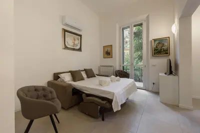 Letto o letti in una camera di Flora - Brand New Apartment near historic center