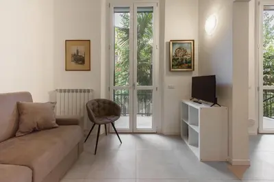 TV o dispositivi per l'intrattenimento presso Flora - Brand New Apartment near historic center