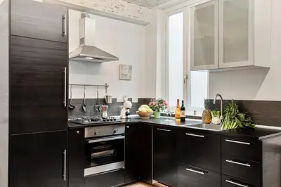 Cucina o angolo cottura di GOLDEN LUXE - Penthouse in Duomo view of Brunelleschi's dome