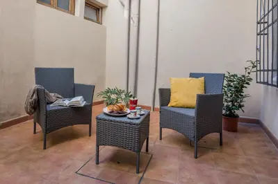 Area soggiorno di Dimora Camaldoli - Authentic Florence Experience