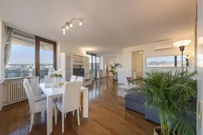 TV o dispositivi per l'intrattenimento presso Central Penthouse with a view