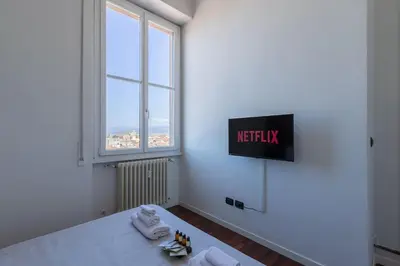 TV o dispositivi per l'intrattenimento presso Ale Apartment Castello Imperatore -Parking disponibile-