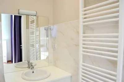 Bagno di Lodges le Mura 2