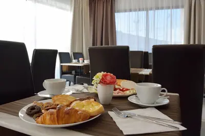 Cibo presso l'hotel o nelle vicinanze