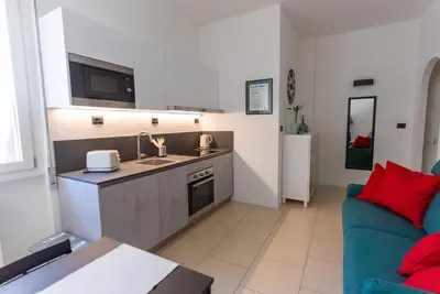 Cucina o angolo cottura di Modern Cosy Apartment Near Florence City Center