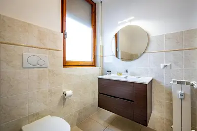 Bagno di YD bright with parking