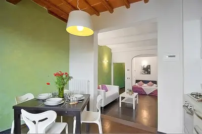 Area soggiorno di Apartments Florence- San Gallo Suite IV with balcony