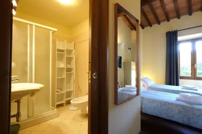 Bagno di Wine Apartments Florence Barbaresco