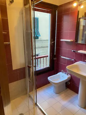 Bagno di Relaxing Garden Apt Near Historic Florence