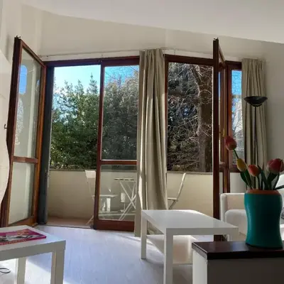Relaxing Garden Apt Near Historic Florence
