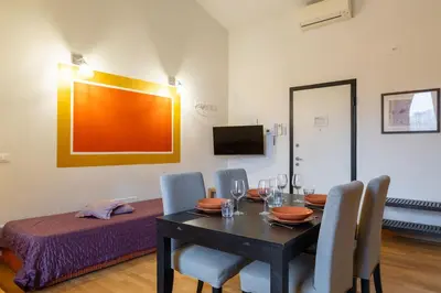 TV o dispositivi per l'intrattenimento presso Sant'Ambrogio Apartments - Raffaello
