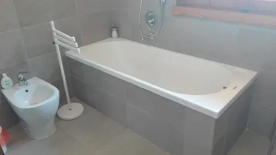 Bagno di Appartamento Sezzate 40