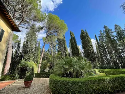 Giardino di Apartment with pool and park near Florence