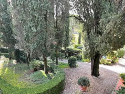 Giardino di Apartment with pool and park near Florence