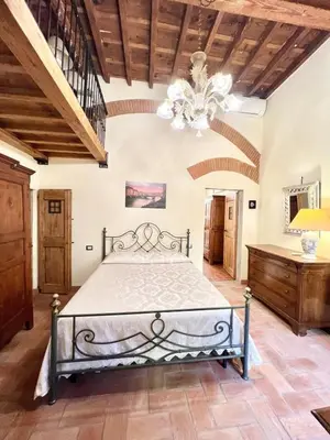 Letto o letti in una camera di Traditional Central Apartment