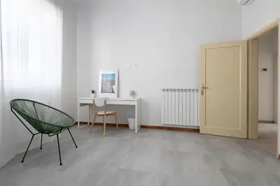 Planimetria di UNYCA - Florence Modern 4-bedroom Apartment