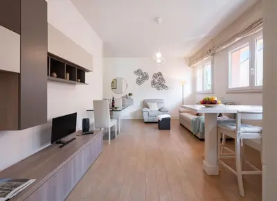 TV o dispositivi per l'intrattenimento presso Keys of Italy - Senese 31 - Elegant and Comfy Apt in Porta Romana