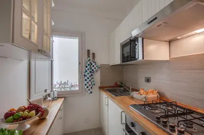 Cucina o angolo cottura di Apartments Florence- Gemma 2bd Tornabuoni area