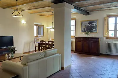 TV o dispositivi per l'intrattenimento presso Suite Luna at Villa Santa Lucia Nuova