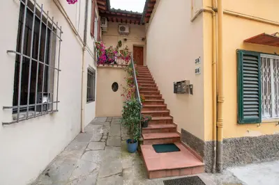 Planimetria di Lanza Apartment by Mamo Florence