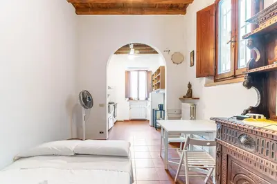 Planimetria di GuestHost - Porta Romana Apartment
