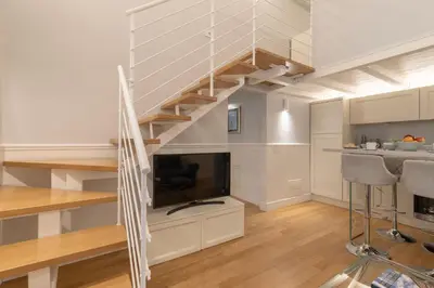 Cucina o angolo cottura di Florence Design apartment with large terrace