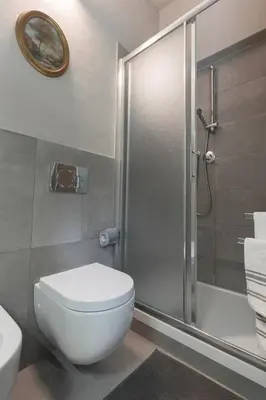 Bagno di Pitti Flats Serragli