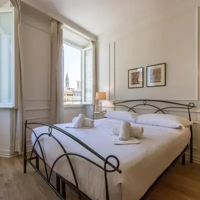SIGNORIA VIEW- Scenic Overlooking Loft