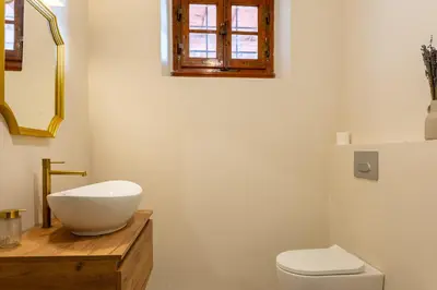 Bagno di Dimora Boccaccio by VacaVilla