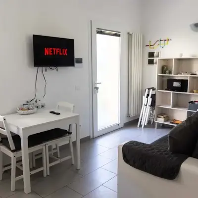 Lilli's sunshine apartment