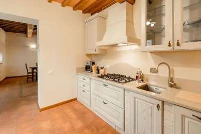 Cucina o angolo cottura di Suite Aria at Villa Santa Lucia Nuova
