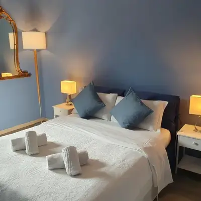 Urban 36 Boutique Rooms