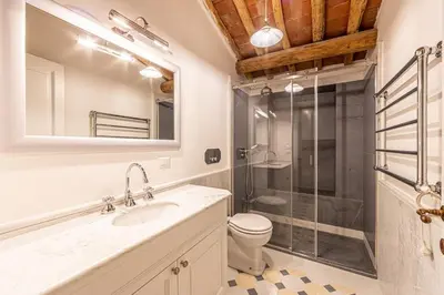 Bagno di Luxury Villa Acquaviva Firenze