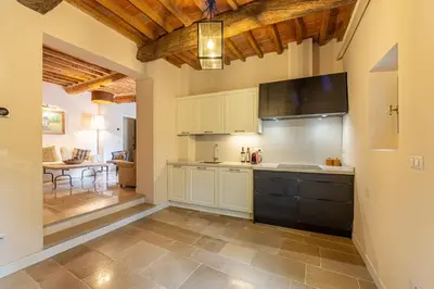 Cucina o angolo cottura di Luxury Villa Acquaviva Firenze