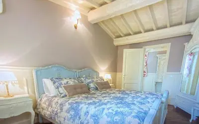 Letto o letti in una camera di Signoria Suite Elegant With View - Daily Refresh Available