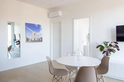 TV o dispositivi per l'intrattenimento presso Top Floor Apartment with Elevator - Fantastic View