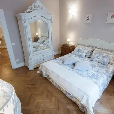 Leopoldo Luxurious Apartment - Daily refresh available