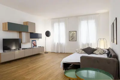TV o dispositivi per l'intrattenimento presso UNYCA - Elegant Apartment in Oltrarno Florence