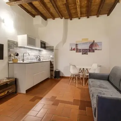 Pilastri Apartment Near Santa Croce