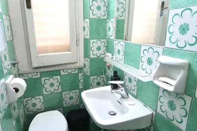 Bagno di Spacious Esthers Room E Near SMN