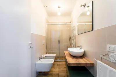 Bagno di Residenza Signorile nel Cuore di Firenze