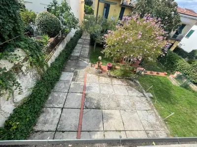 Giardino di GuestHost - An Oasis in Florence - Roomy Flat with Parking