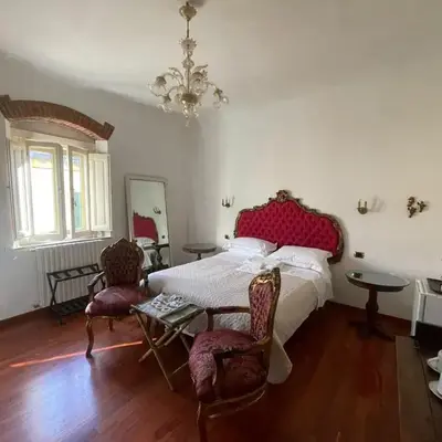 La Casa di Dante Fiesole