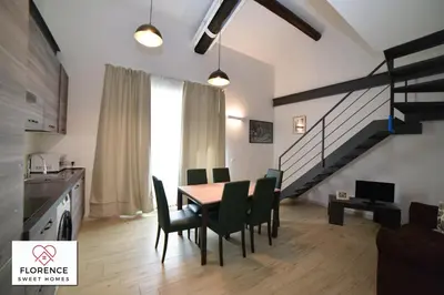 Cucina o angolo cottura di Santa Caterina Apartment by Florence Sweet Homes