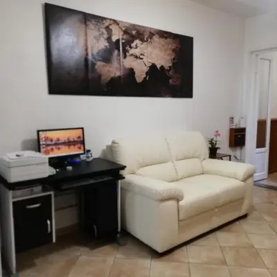 TV o dispositivi per l'intrattenimento presso Emerald guest house