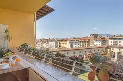 Balcone o terrazza di Wonderful terrace over Ponte Vecchio with elevator