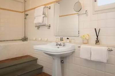 Bagno di Loggiato Dei Serviti