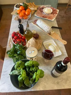 Cibo presso l'appartamento o nelle vicinanze