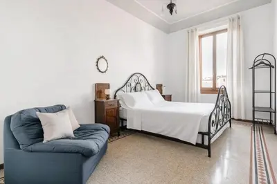 Letto o letti in una camera di Florence Homestay